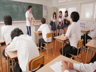 女学生动物化学园生活